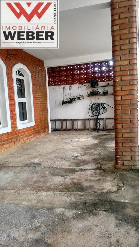 Casa à venda com 3 quartos, 250m² - Foto 6