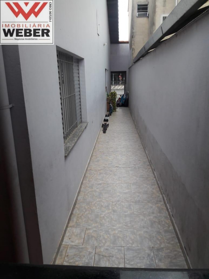 Casa à venda com 2 quartos, 250m² - Foto 11