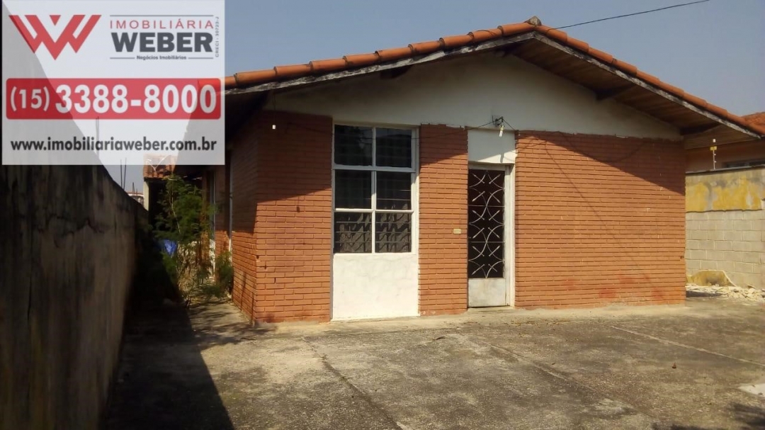 Casa à venda com 3 quartos, 215m² - Foto 2