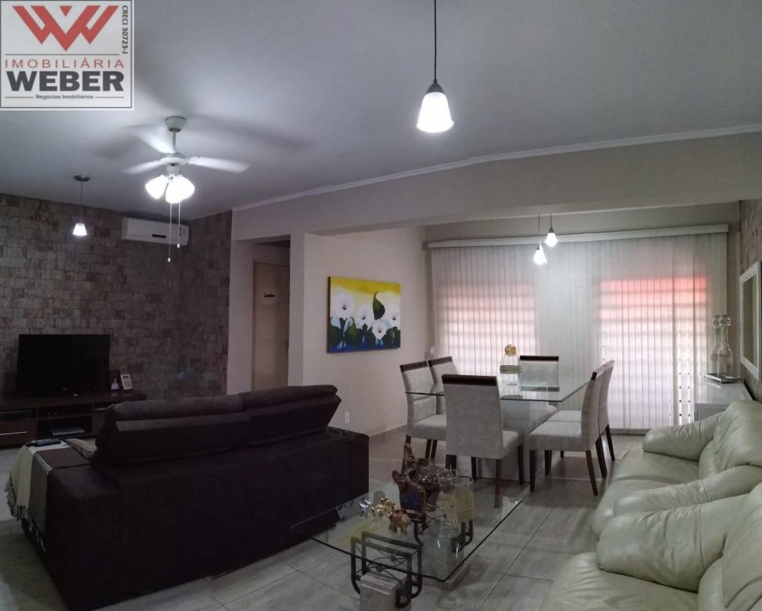 Casa à venda com 3 quartos, 217m² - Foto 12