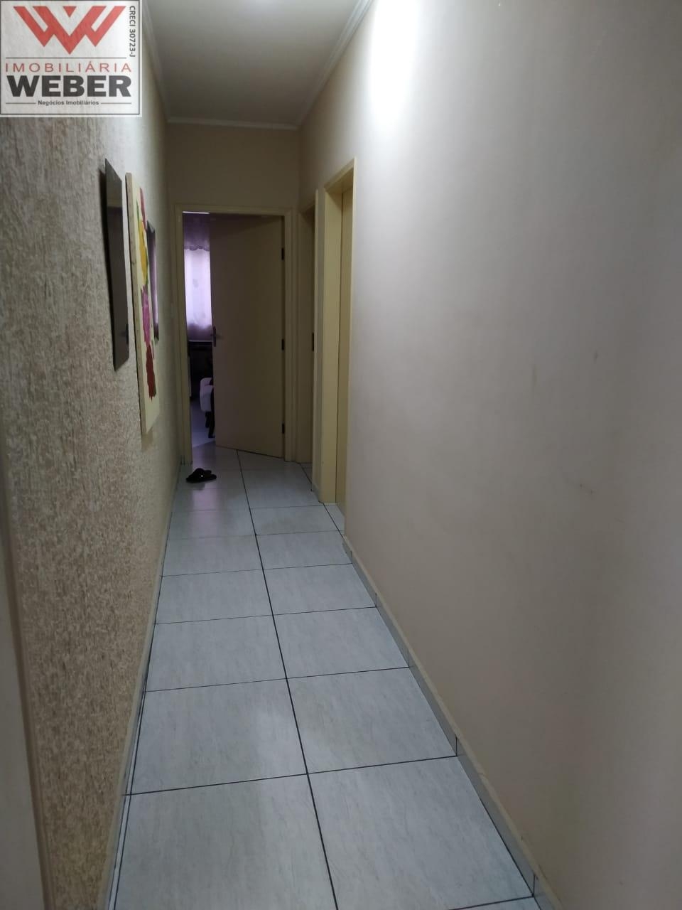 Casa à venda com 3 quartos, 217m² - Foto 18