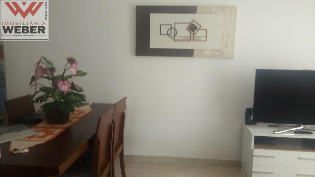 Apartamento à venda com 3 quartos, 96m² - Foto 1