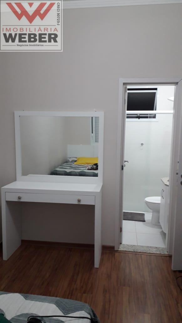 Apartamento à venda com 2 quartos, 69m² - Foto 5