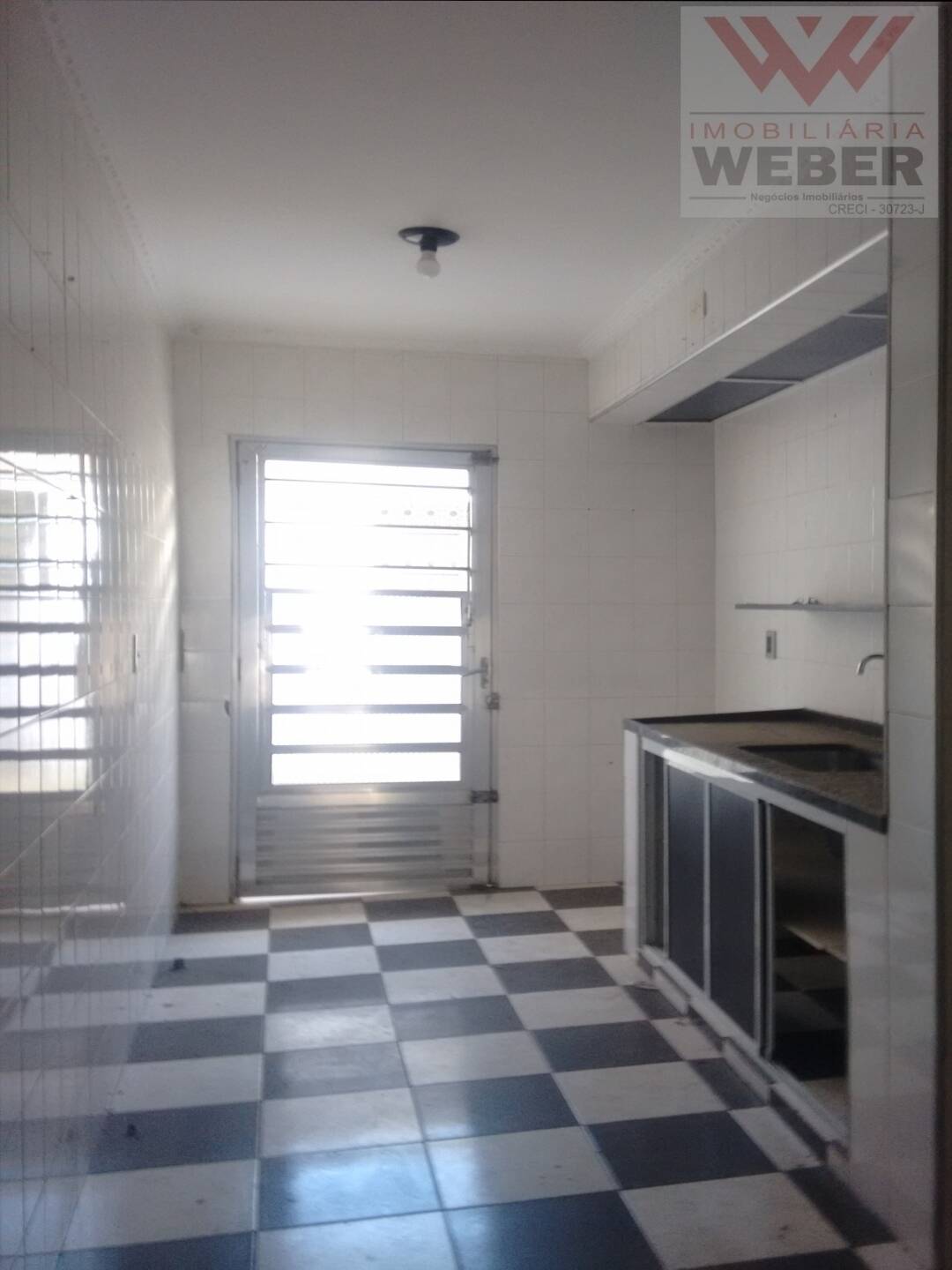 Casa à venda com 3 quartos, 236m² - Foto 12