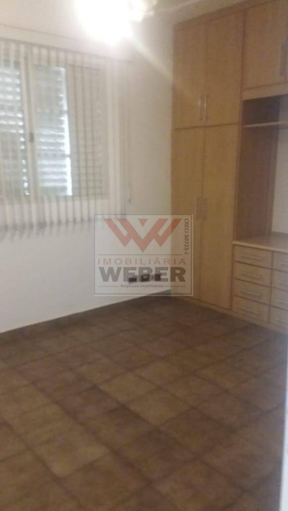 Casa à venda e aluguel com 3 quartos, 230m² - Foto 10