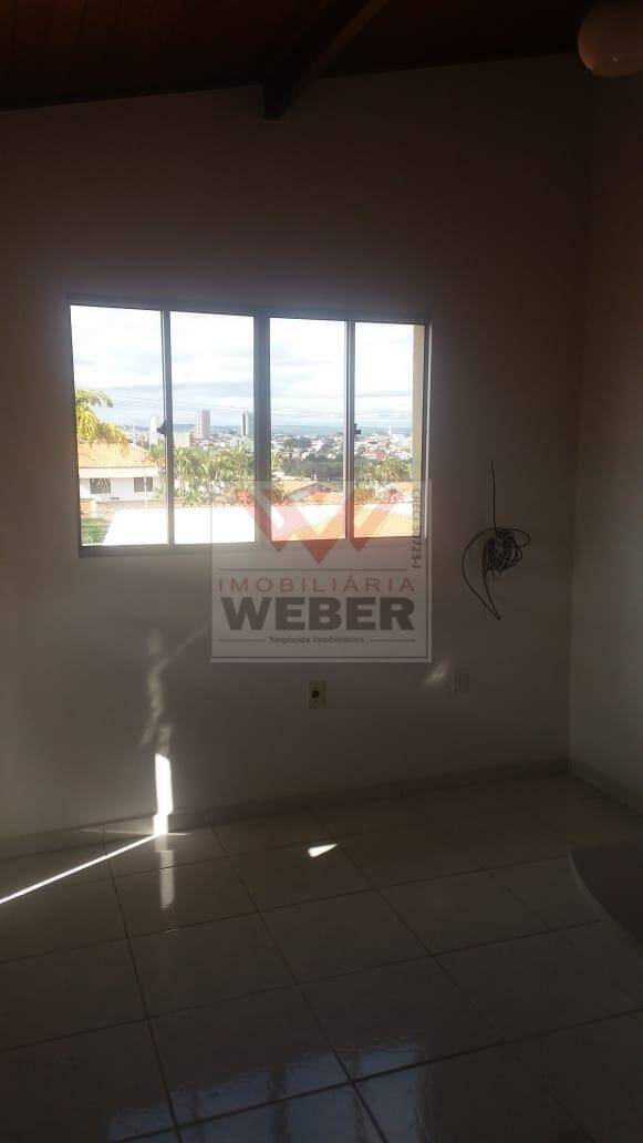 Casa à venda e aluguel com 3 quartos, 230m² - Foto 25