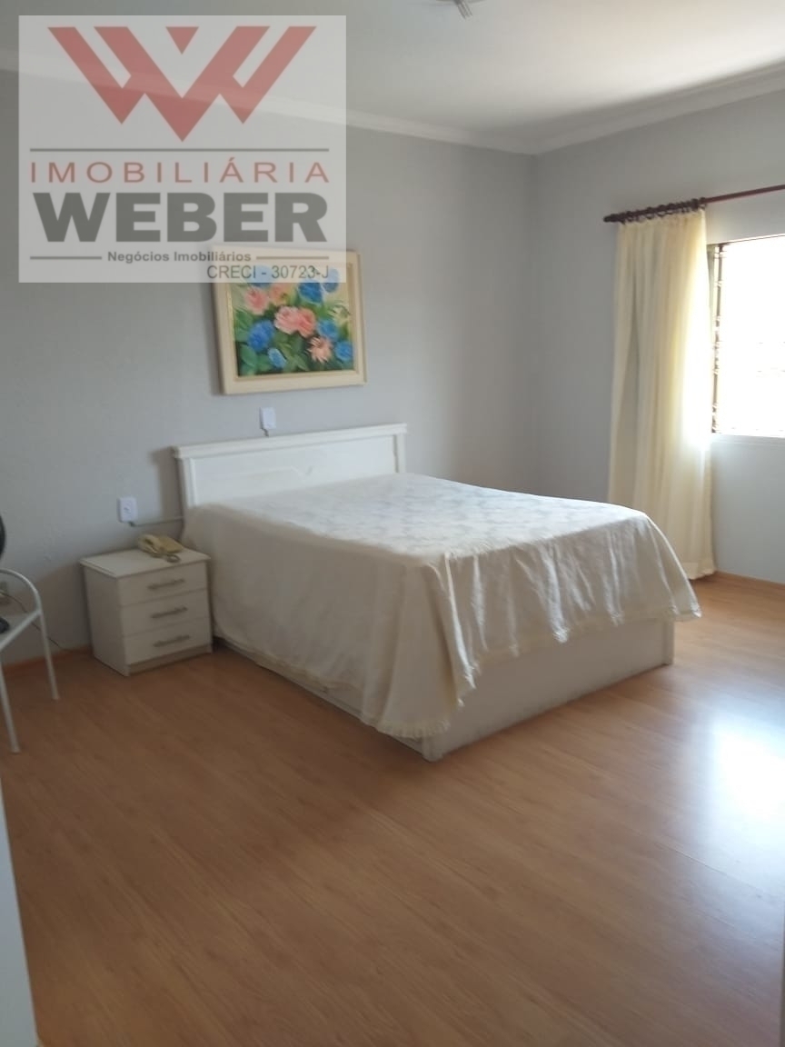 Casa à venda com 3 quartos, 300m² - Foto 30