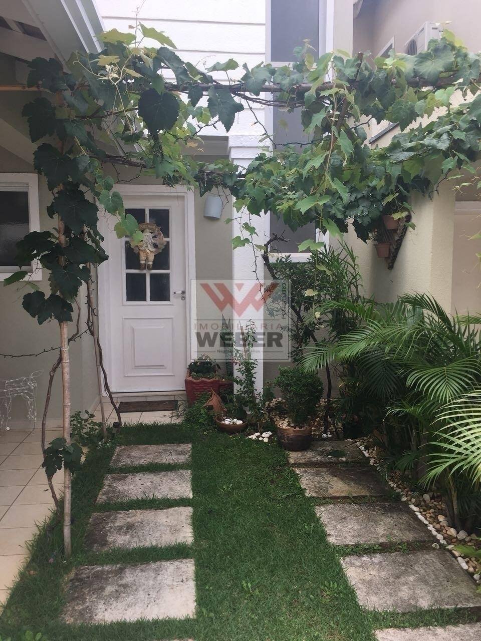 Casa à venda com 3 quartos, 155m² - Foto 14