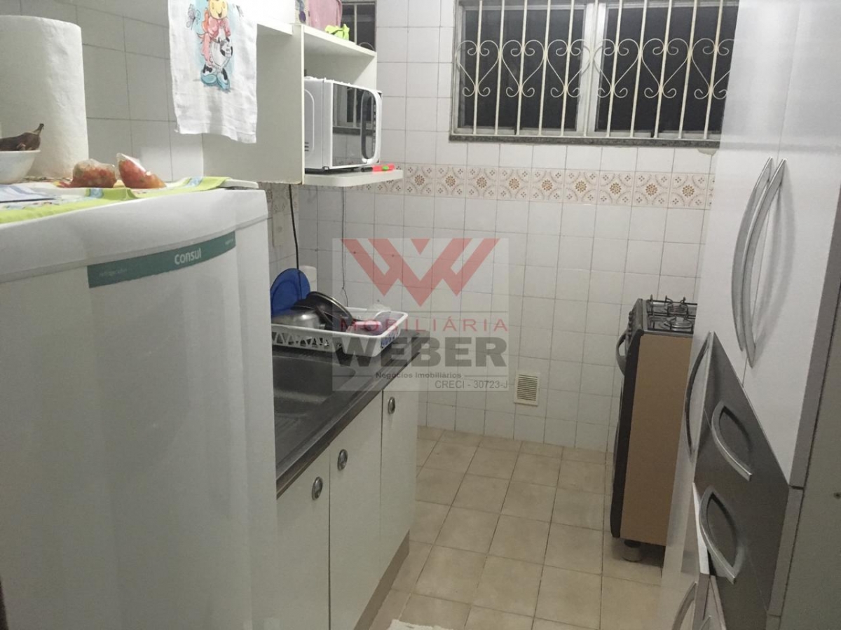 Apartamento à venda com 2 quartos, 68m² - Foto 5