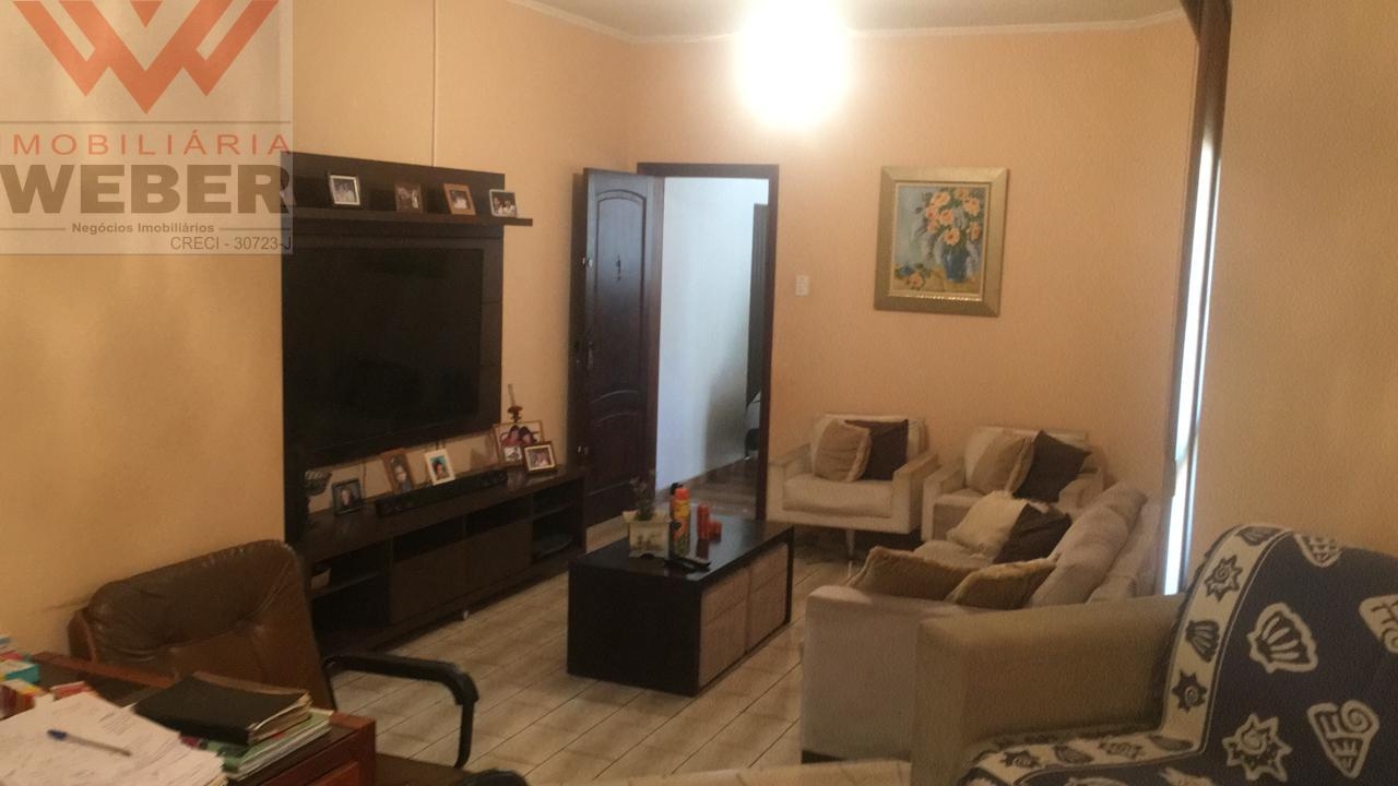 Casa à venda com 2 quartos, 208m² - Foto 10