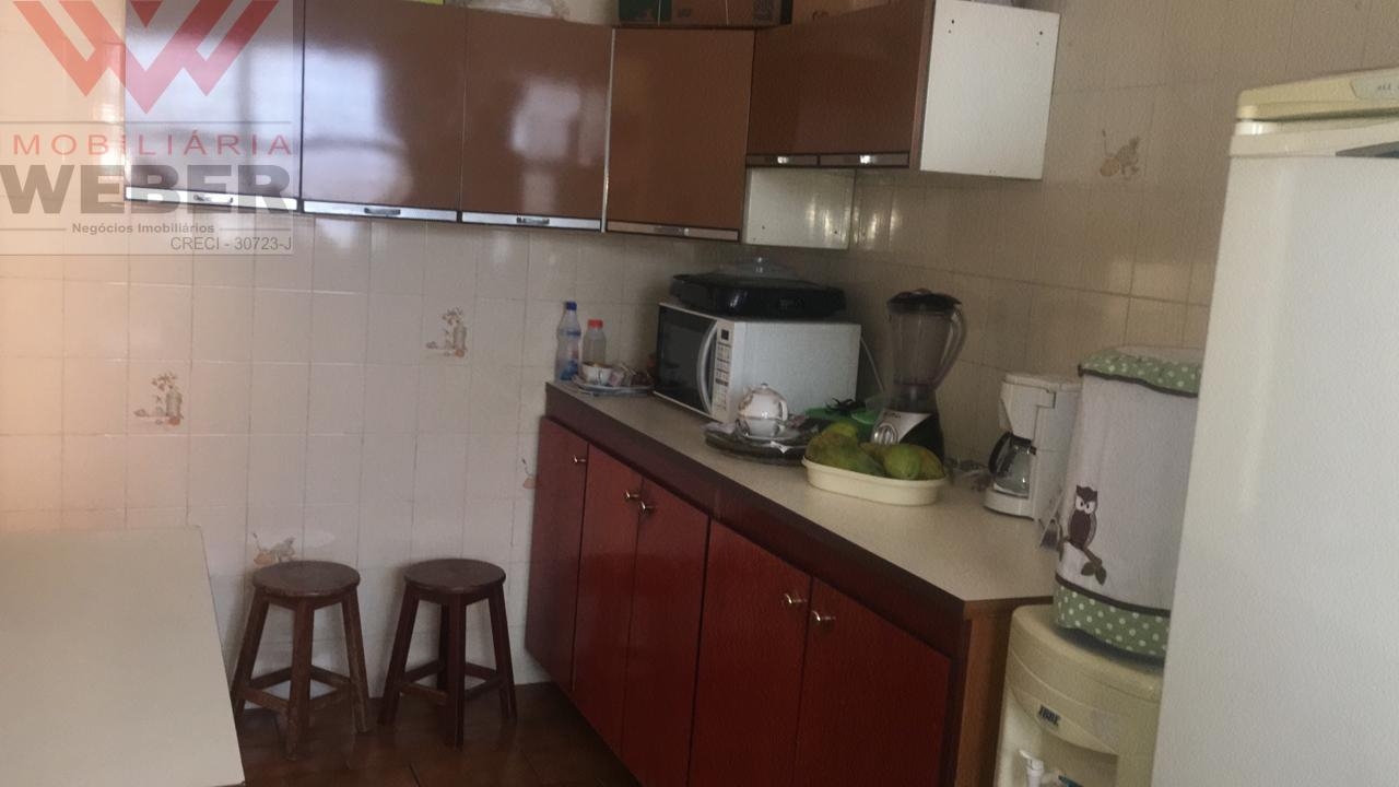 Casa à venda com 2 quartos, 208m² - Foto 5