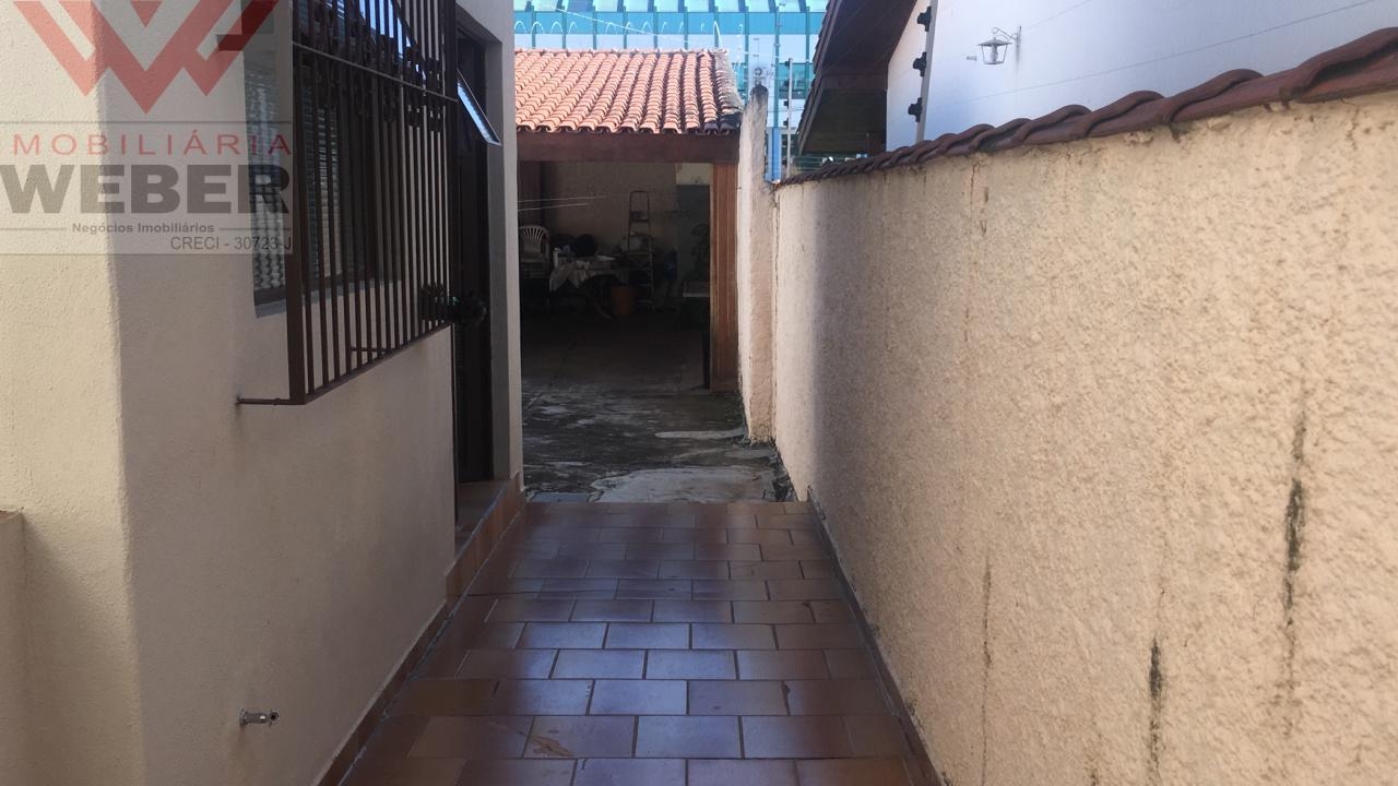 Casa à venda com 2 quartos, 208m² - Foto 28