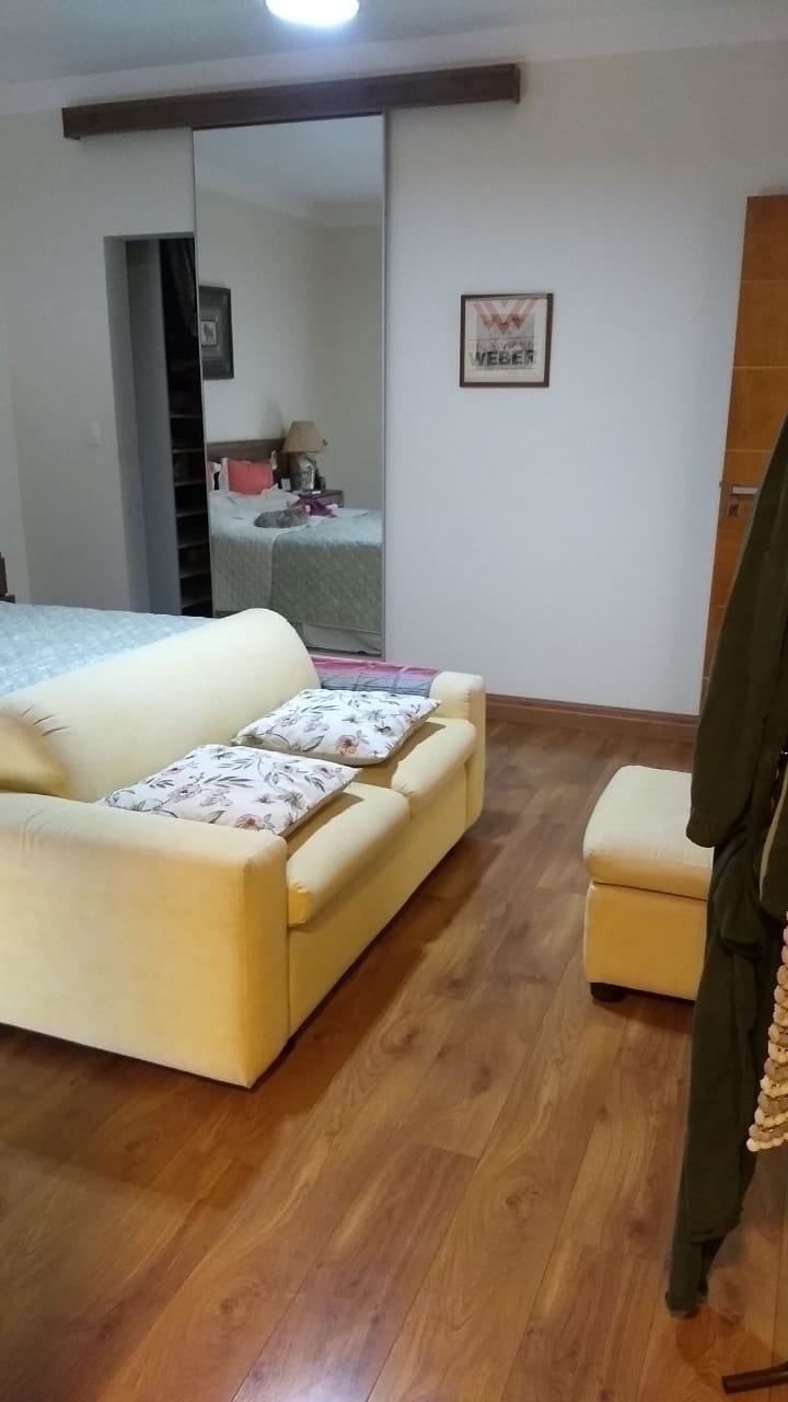 Casa à venda com 3 quartos, 292m² - Foto 4