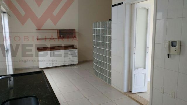 Casa à venda e aluguel com 4 quartos, 300m² - Foto 4