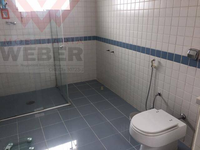 Casa à venda com 3 quartos, 250m² - Foto 12