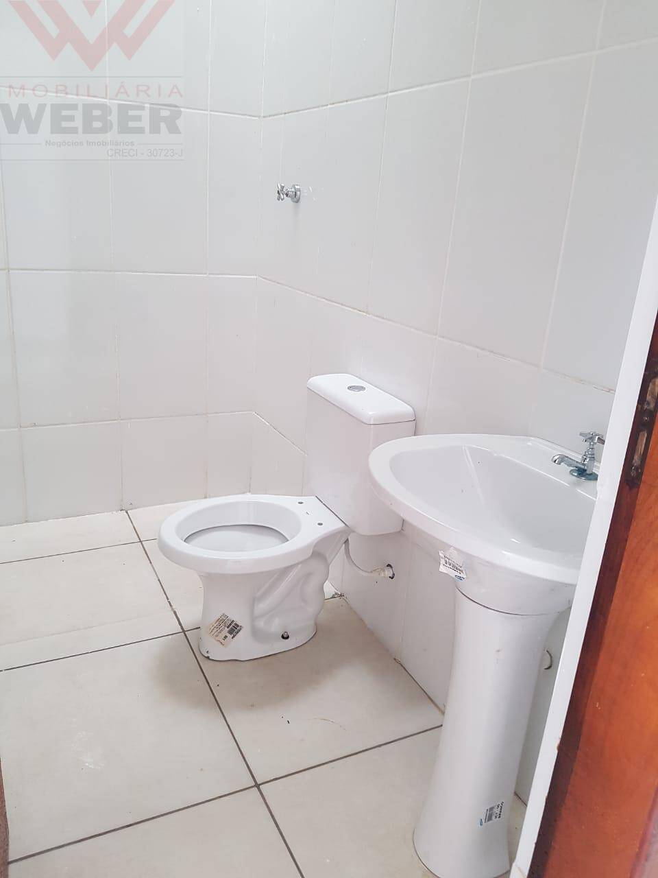 Casa à venda com 2 quartos, 75m² - Foto 5