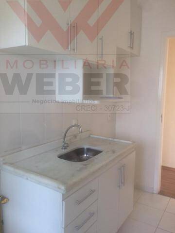 Apartamento à venda com 2 quartos, 58m² - Foto 2