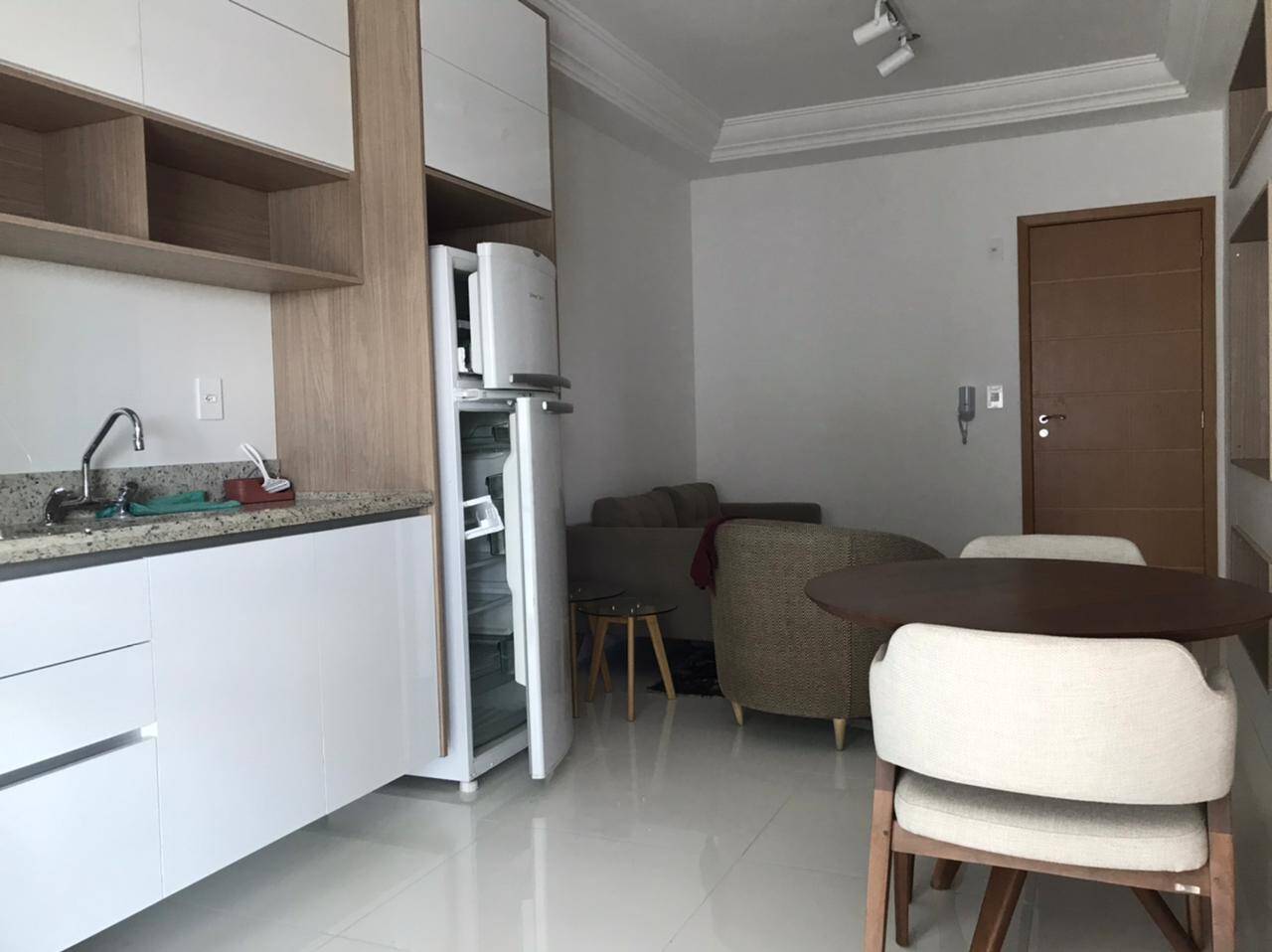 Apartamento à venda e aluguel com 1 quarto, 74m² - Foto 22