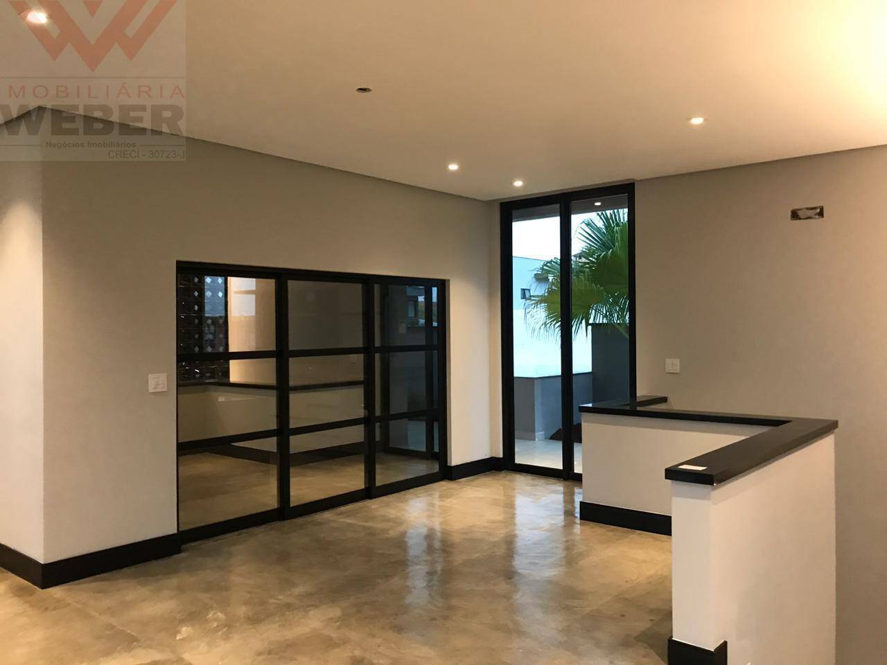 Casa à venda com 4 quartos, 450m² - Foto 7