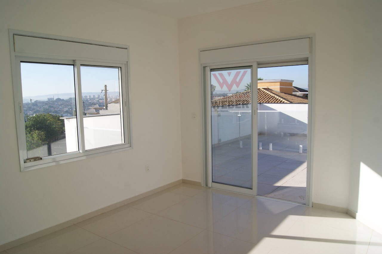 Casa à venda com 3 quartos, 280m² - Foto 4