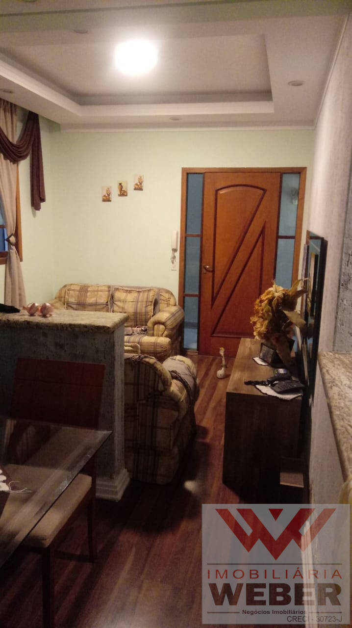 Casa à venda com 2 quartos, 150m² - Foto 1