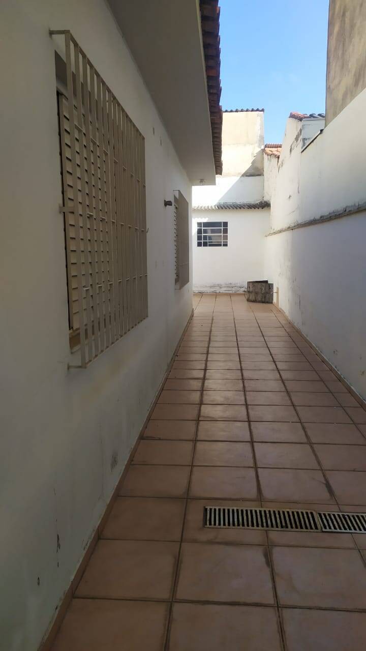 Casa à venda com 3 quartos, 155m² - Foto 3