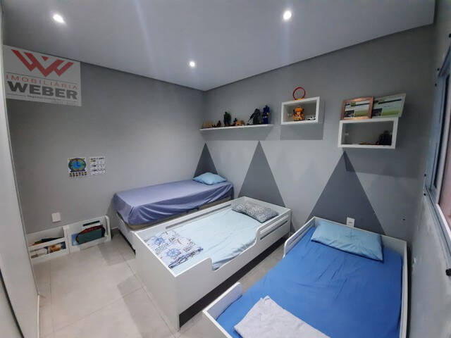 Casa à venda com 3 quartos, 180m² - Foto 9