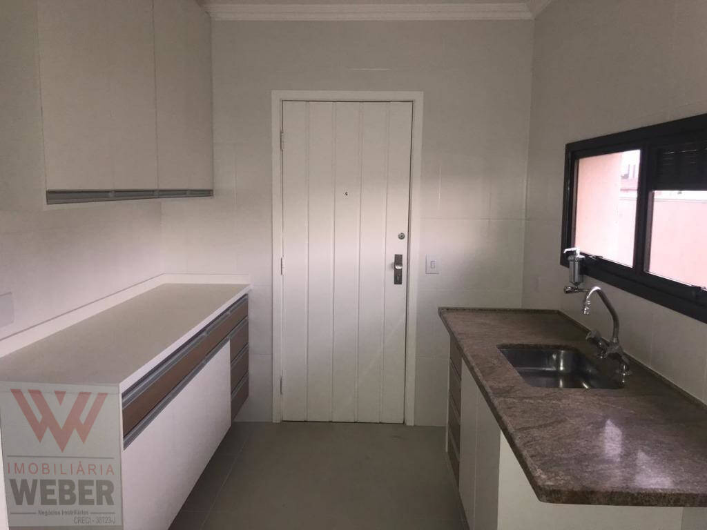 Apartamento à venda com 3 quartos, 105m² - Foto 4