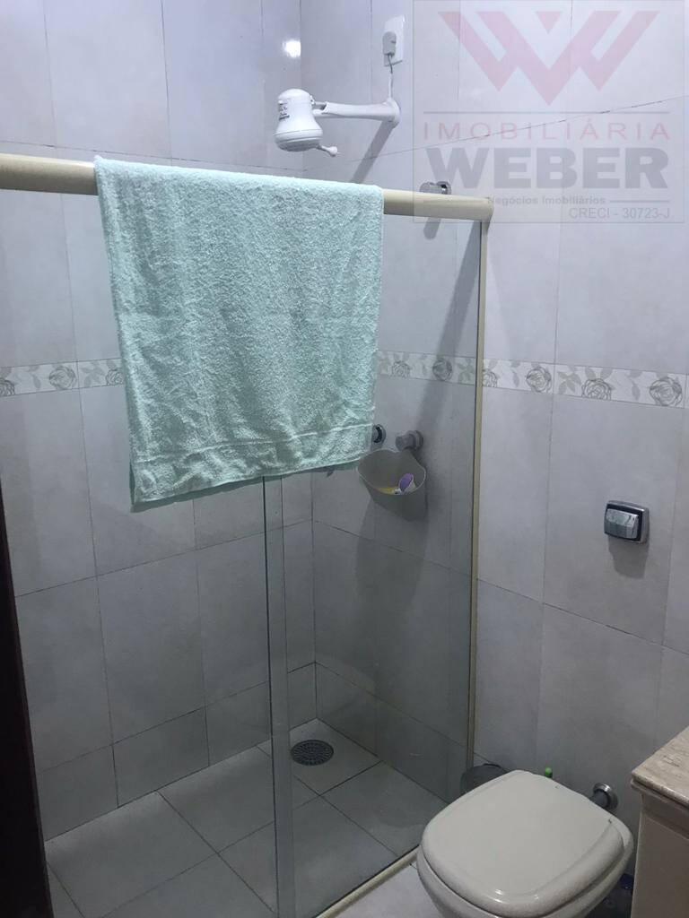 Casa à venda com 3 quartos, 280m² - Foto 15