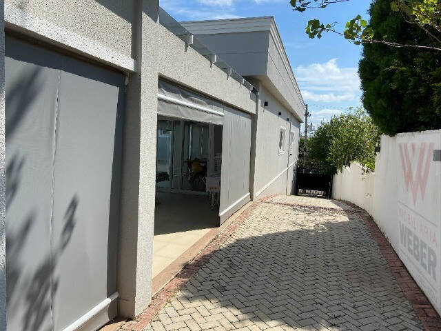 Casa de Condomínio à venda com 3 quartos, 400m² - Foto 11