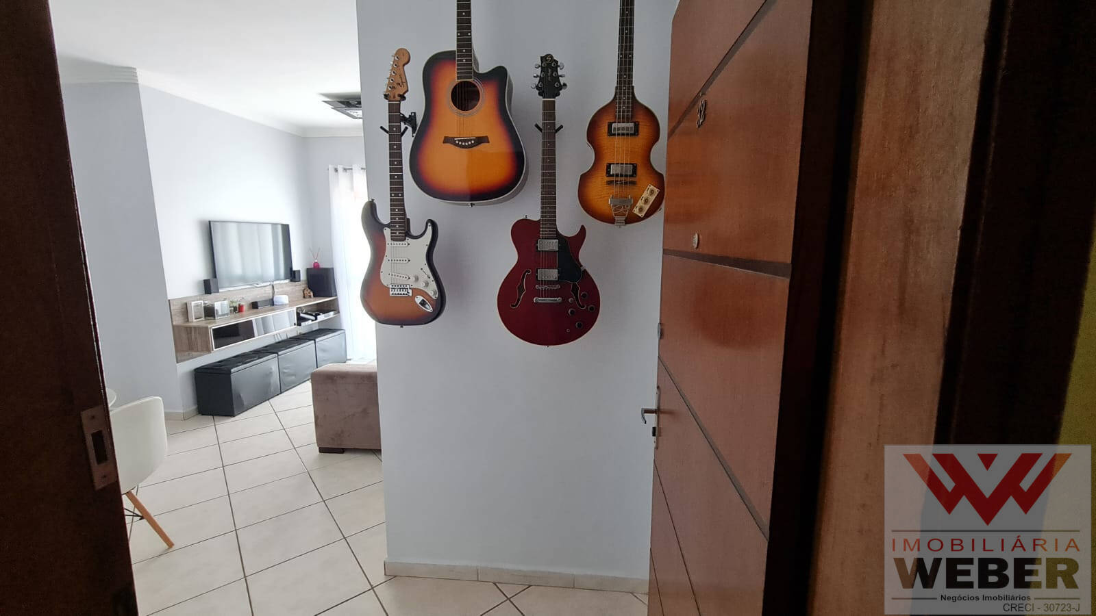 Apartamento à venda com 2 quartos, 64m² - Foto 12