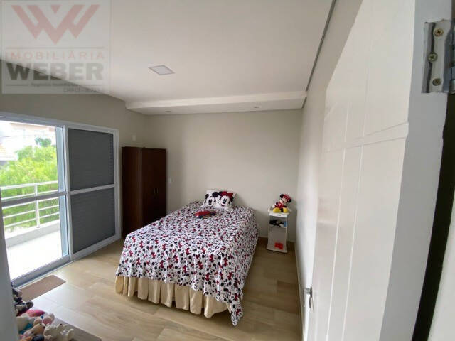 Sobrado à venda com 3 quartos, 260m² - Foto 2