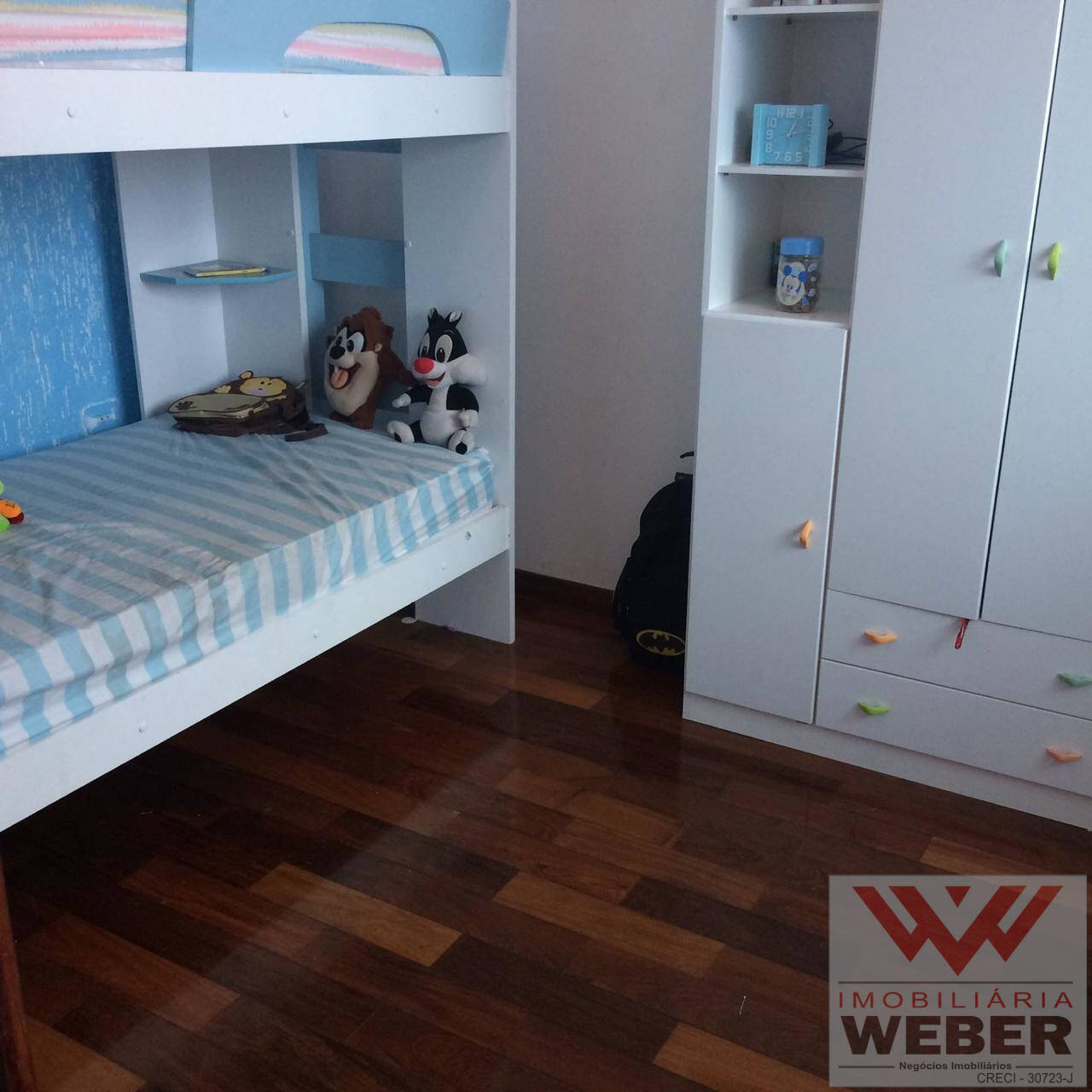 Casa à venda com 4 quartos, 300m² - Foto 10