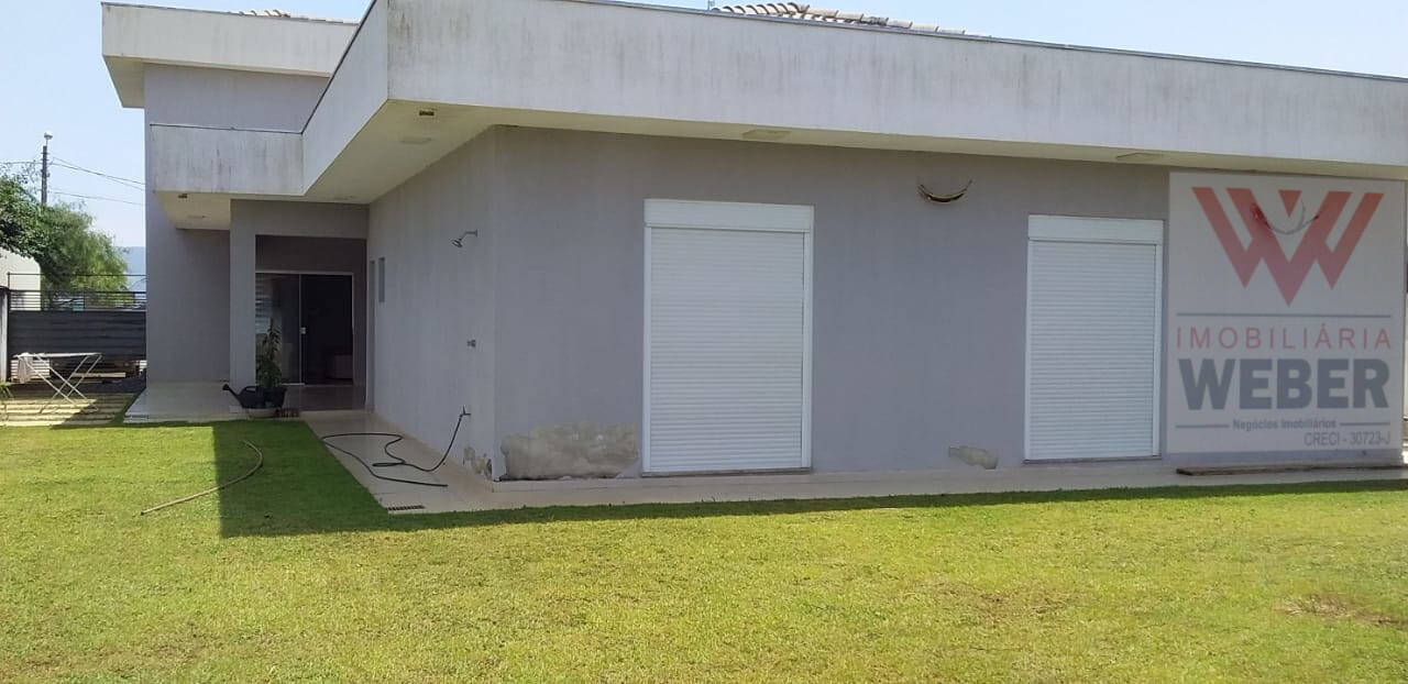 Casa à venda com 4 quartos, 250m² - Foto 7