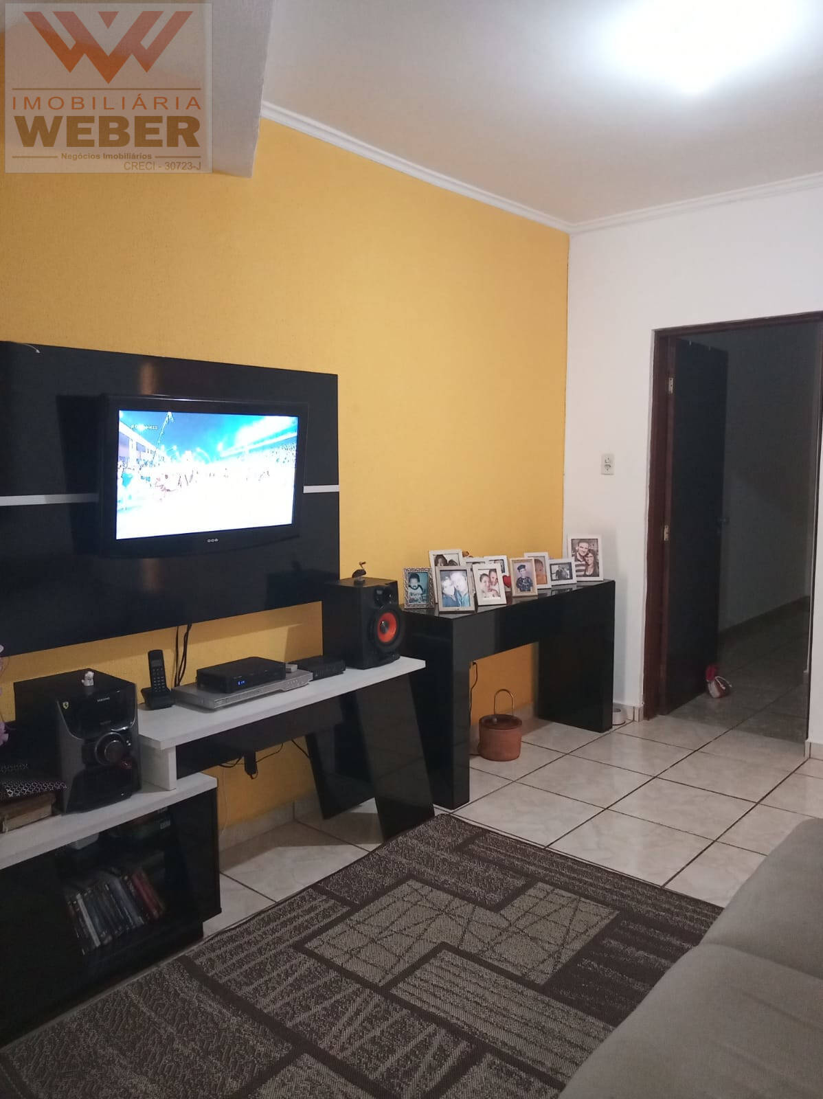 Casa à venda com 3 quartos, 208m² - Foto 7