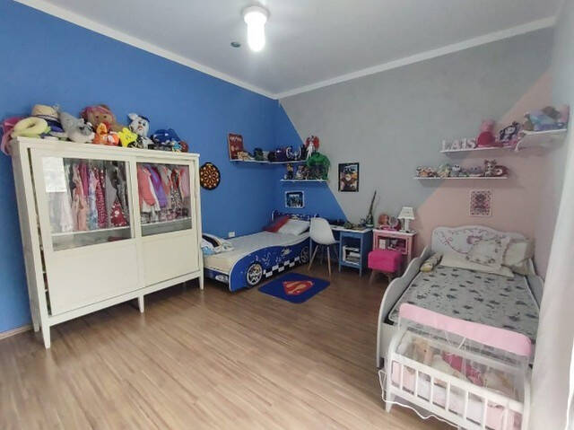 Casa à venda com 3 quartos, 196m² - Foto 9