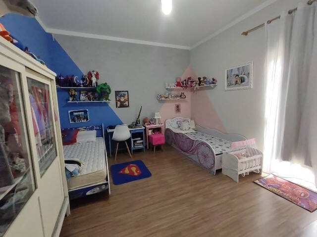 Casa à venda com 3 quartos, 196m² - Foto 10