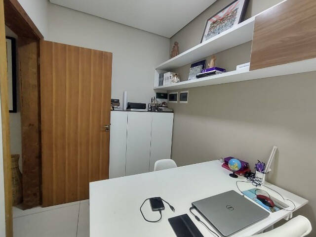 Casa à venda com 3 quartos, 196m² - Foto 18