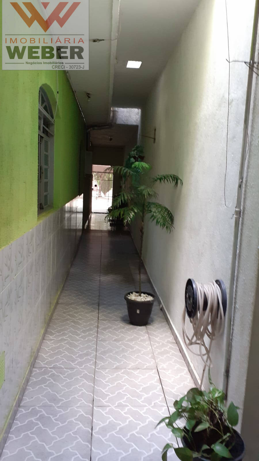 Sobrado à venda com 2 quartos, 178m² - Foto 2