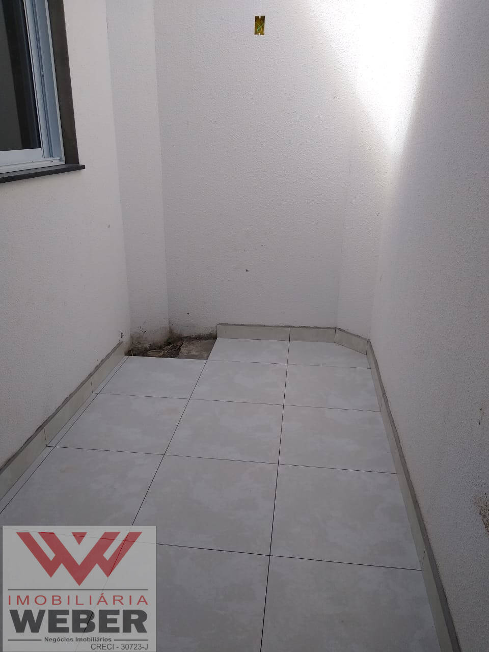 Casa à venda com 3 quartos, 114m² - Foto 3