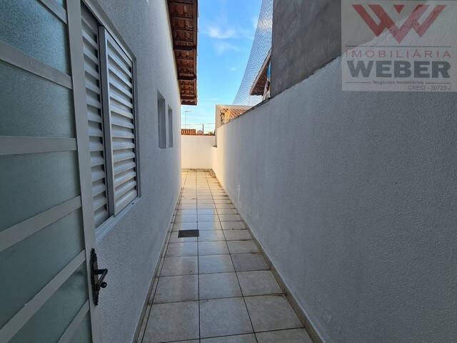 Casa à venda com 2 quartos, 140m² - Foto 8