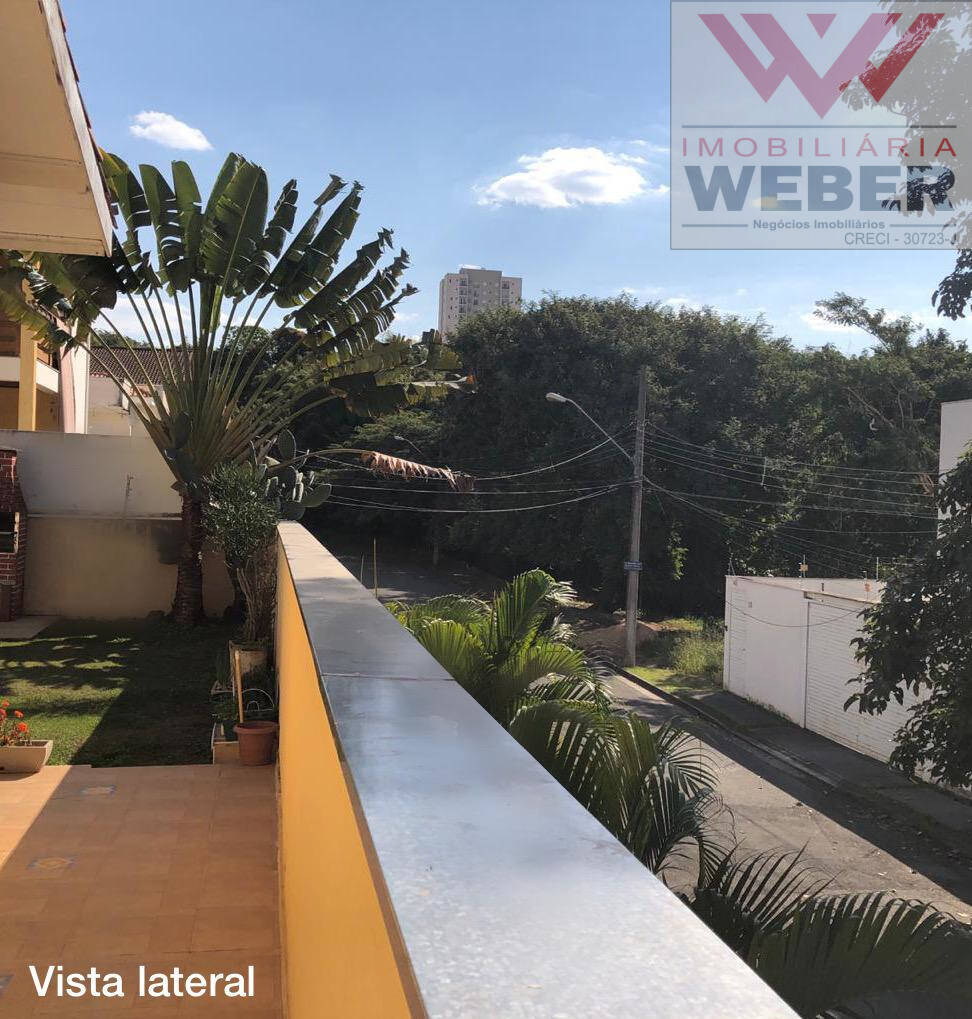 Casa à venda com 3 quartos, 300m² - Foto 4