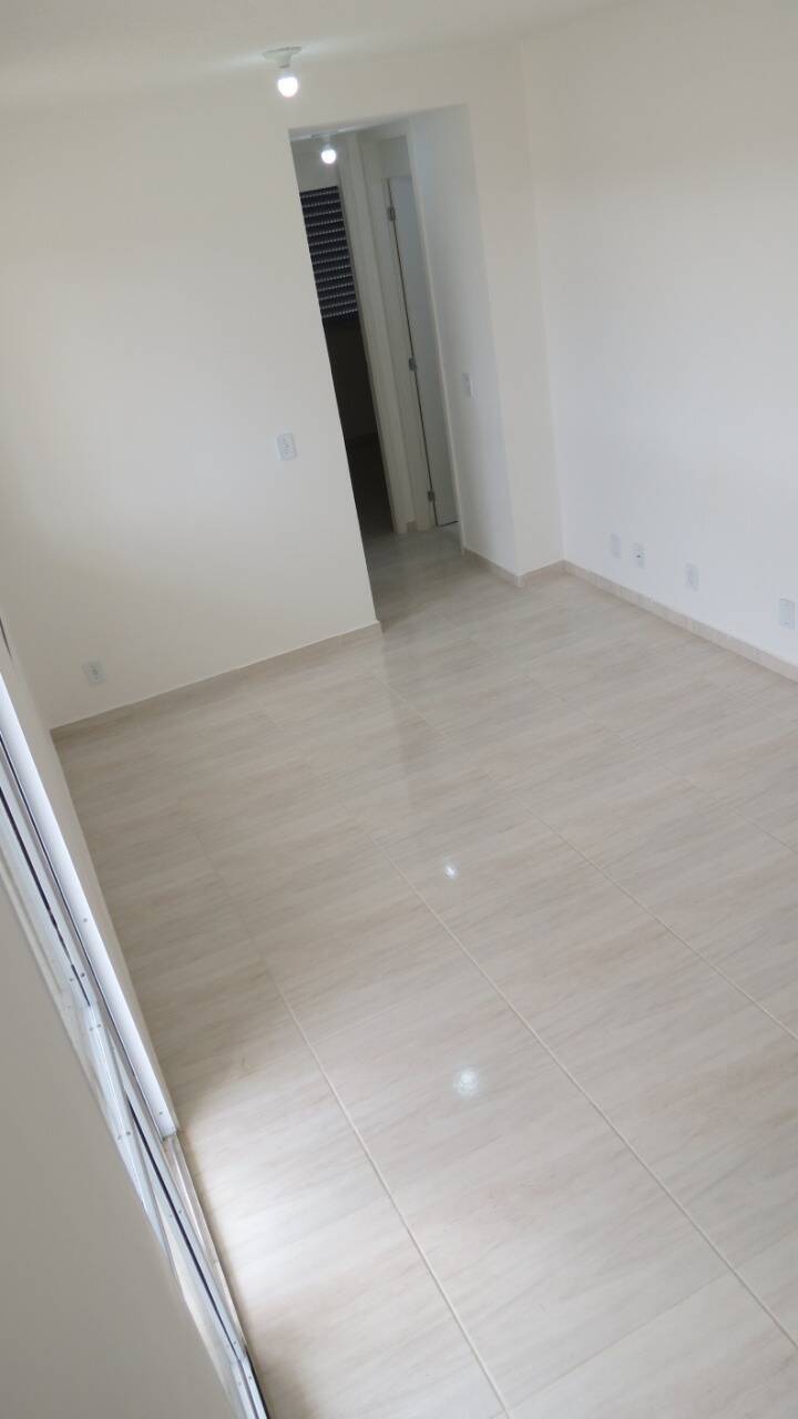 Apartamento à venda com 2 quartos, 60m² - Foto 11