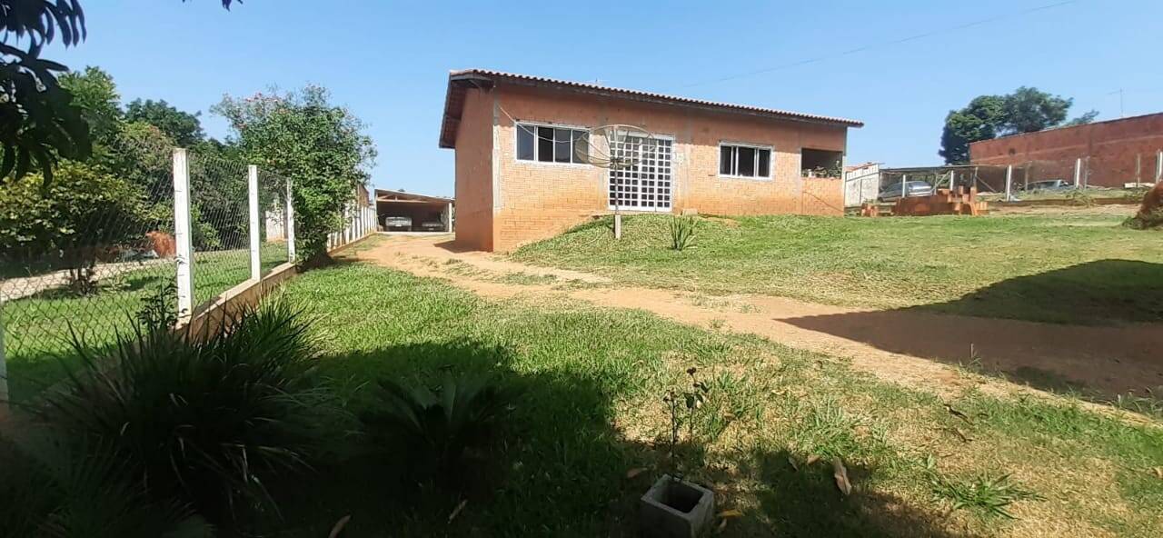 Fazenda à venda com 2 quartos, 110m² - Foto 1