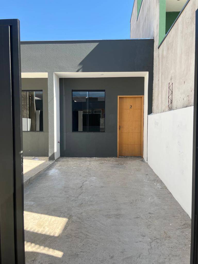 Casa à venda com 2 quartos, 58m² - Foto 2