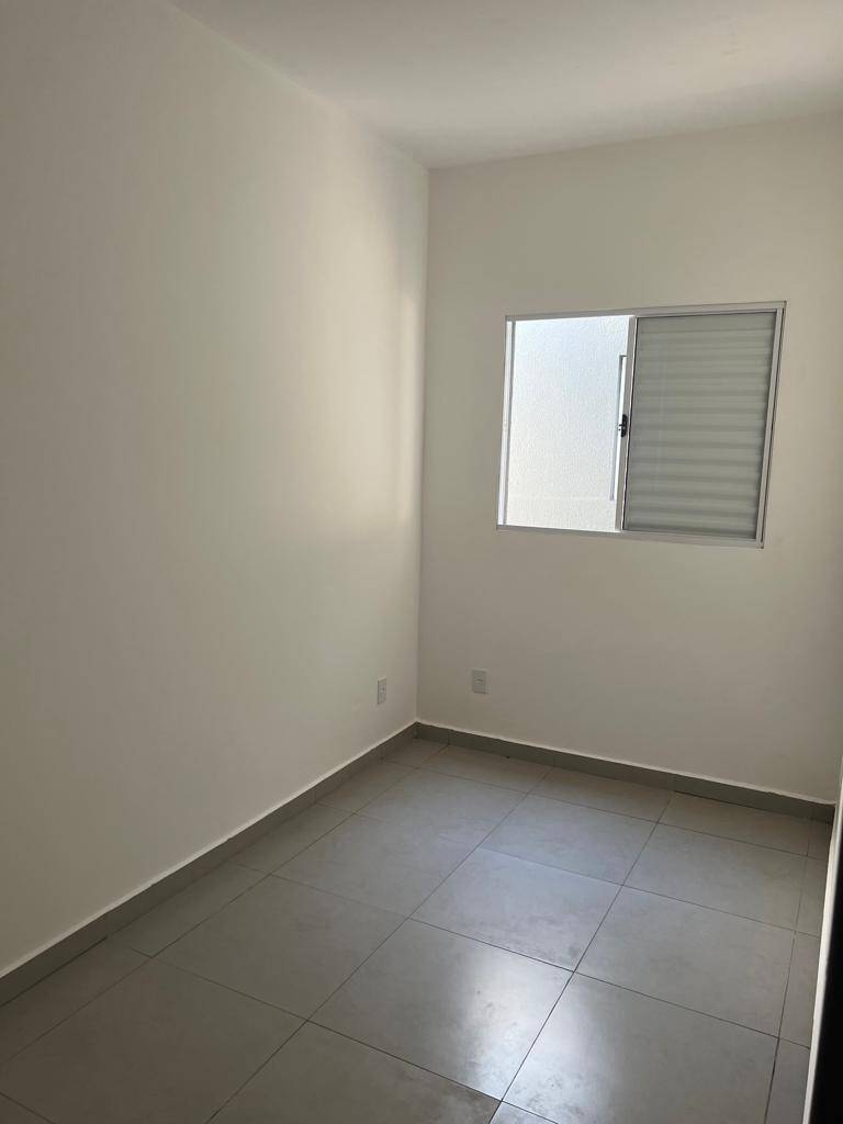 Casa à venda com 2 quartos, 58m² - Foto 7