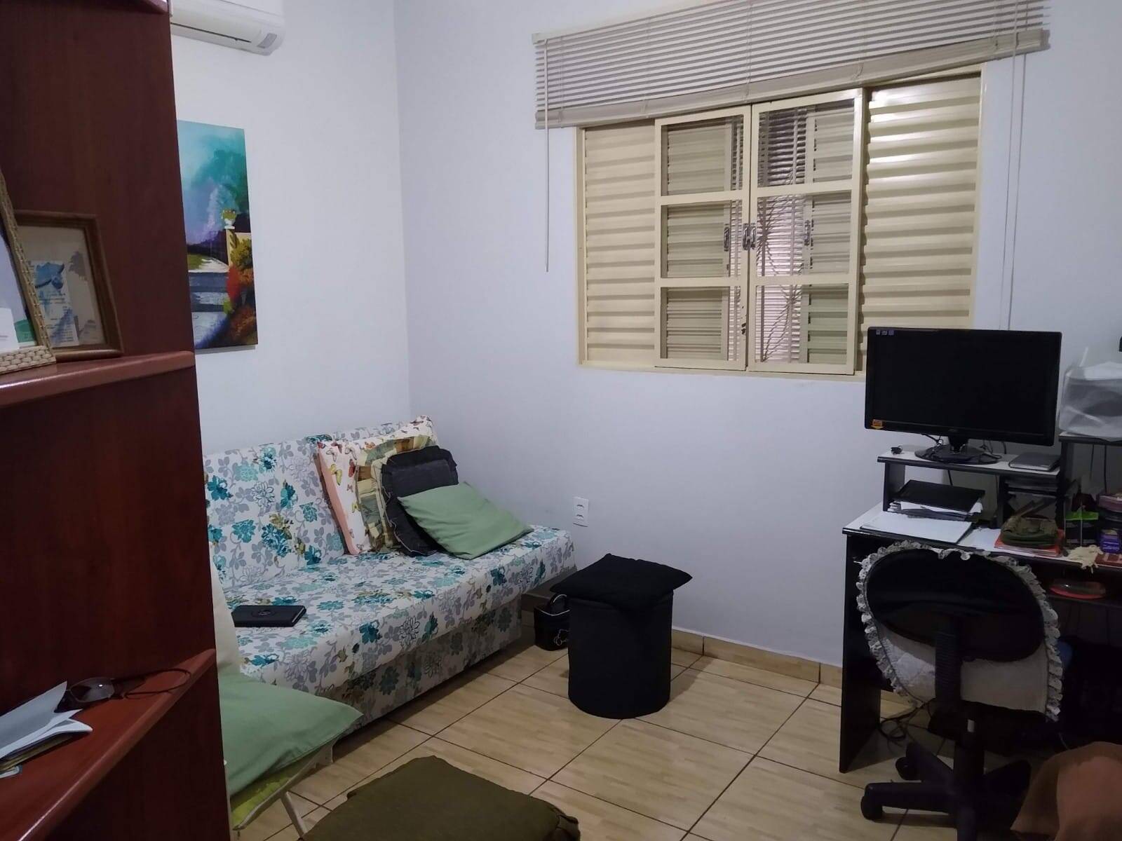 Casa à venda com 3 quartos, 112m² - Foto 3