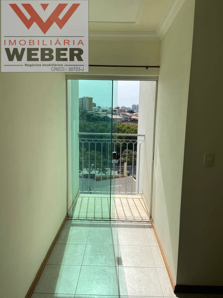 Apartamento à venda com 2 quartos, 84m² - Foto 1