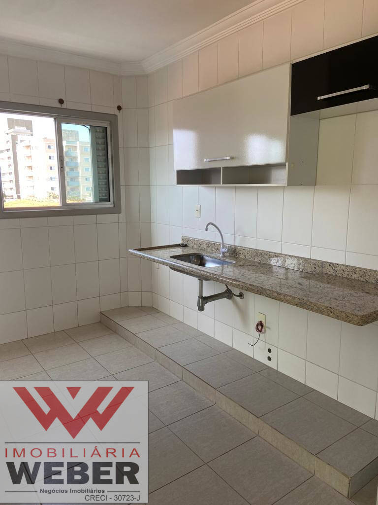 Apartamento à venda com 2 quartos, 84m² - Foto 2