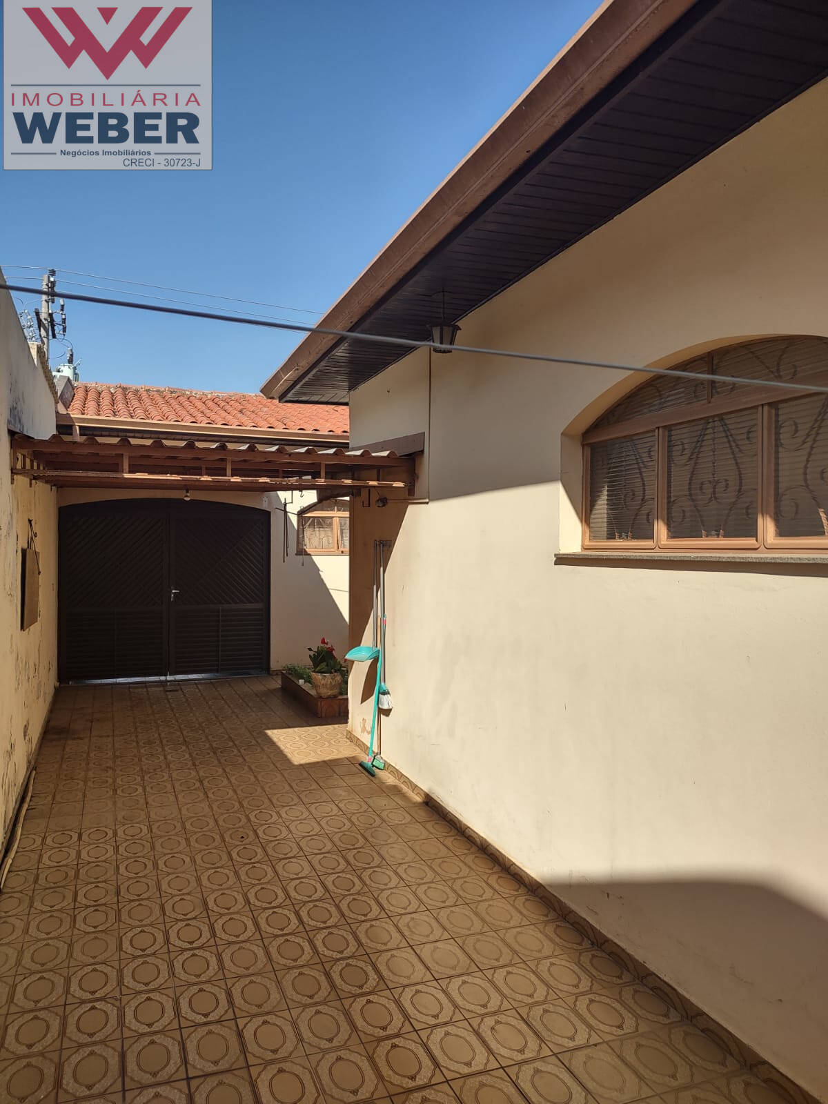 Casa à venda com 2 quartos, 313m² - Foto 12